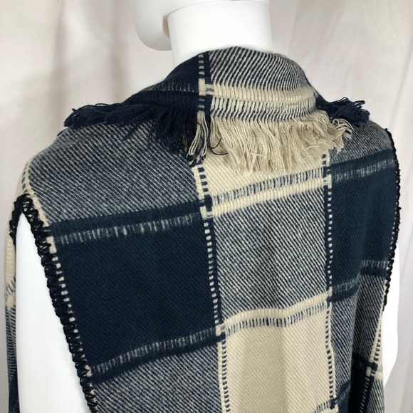 Sleeveless Plaid Hem Tassel Drape Open Front Cardigan Vest - Picture 4 of 8